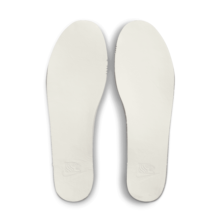 Nike Dunk High SOULGOODS Grey Angle 2