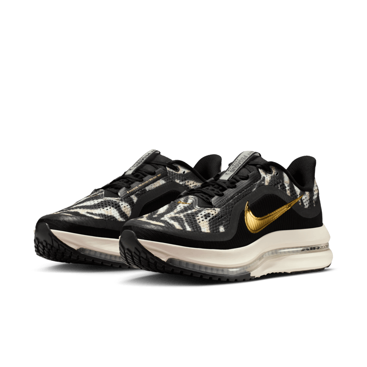 Nike Pegasus Premium Zebra (W)  Angle 1