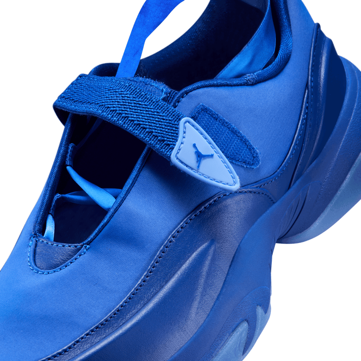 Jordan Pointe Hyper Royal (W) Angle 6