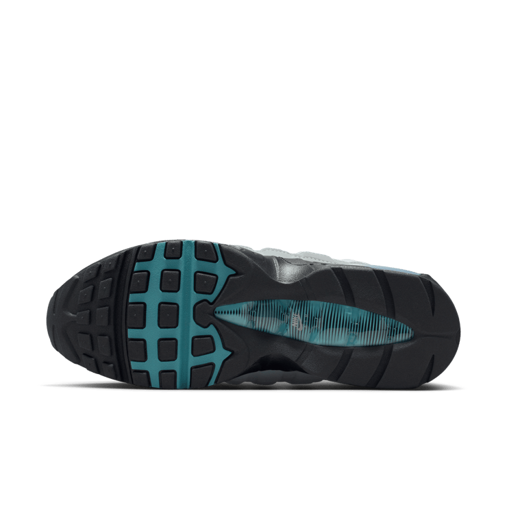 Nike Air Max 95 Big Bubble Cool Grey Silver Angle 2