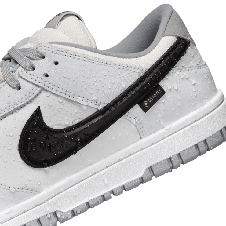 Nike Dunk Low Gore-Tex Summit White Angle 8