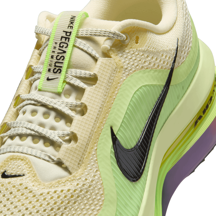 Nike Pegasus Premium Alabaster Volt Angle 7