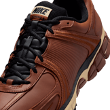 Nike Zoom Vomero 5 Swooshless  Angle 6