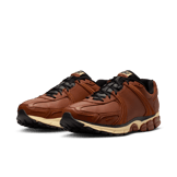 Nike Zoom Vomero 5 Swooshless  Angle 1