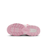 Nike V5 RNR Valentine's Day (GS)  Angle 4