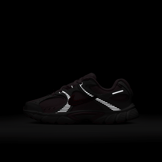 Nike V5 RNR Valentine's Day (GS)  Angle 3