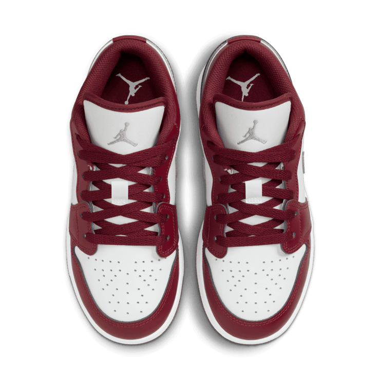 Jordan 1 Low Bordeaux GS Angle 1