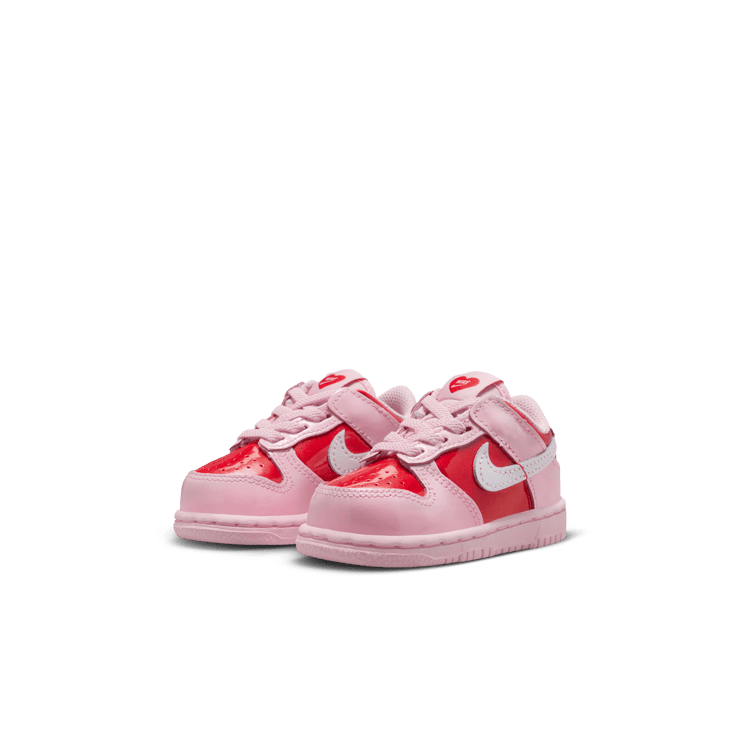 Nike Dunk Low Valentine's Day (TD) Angle 4