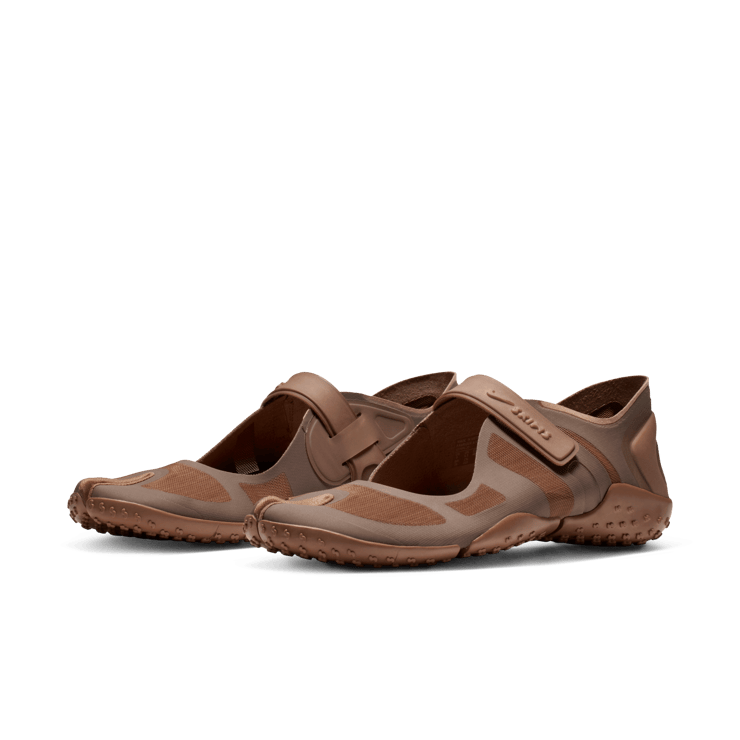 NikeSKIMS Rift Mesh Archaeo Brown Angle 0