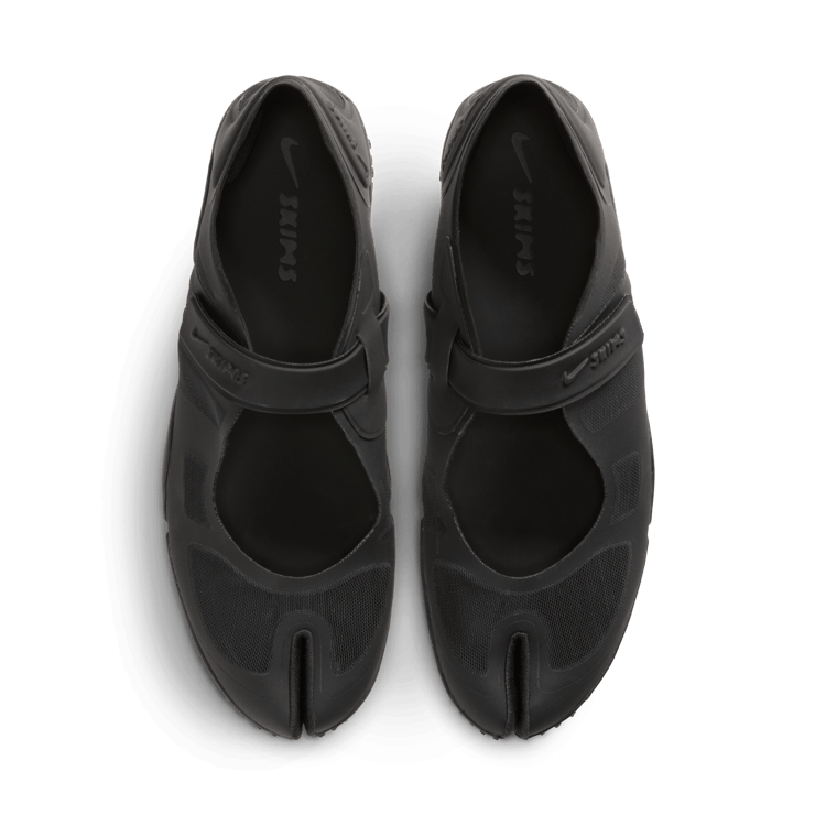 NikeSKIMS Rift Mesh Black Angle 2