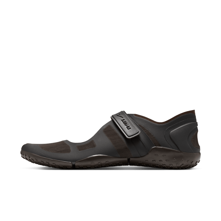 NikeSKIMS Rift Mesh Velvet Brown Angle 2