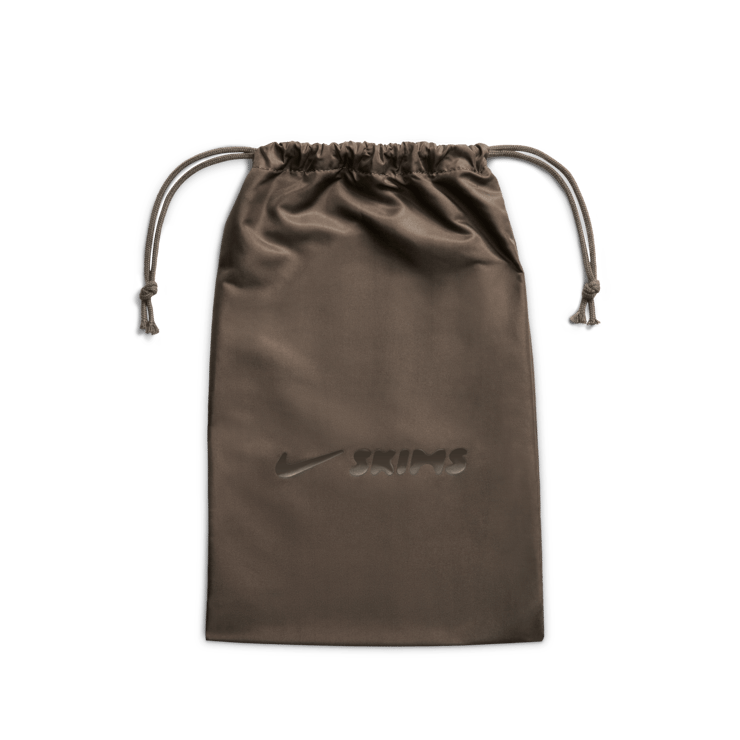 NikeSKIMS Rift Mesh Velvet Brown Angle 7