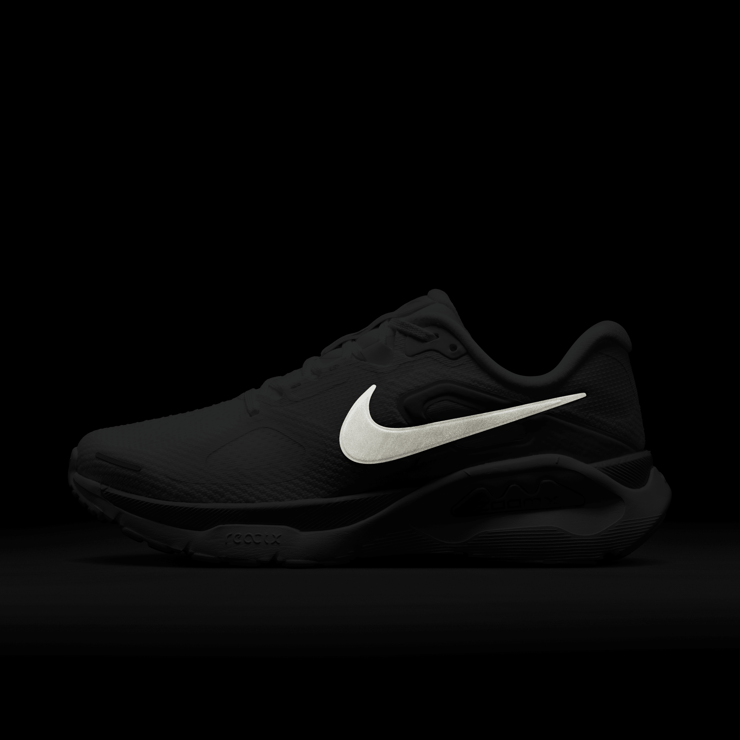 Nike Structure Plus White (W) Angle 1