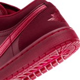 Air Jordan 1 Low SE Valentine’s Day (W) Angle 8