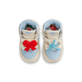 Air Jordan 1 Retro High OG Pale Ivory Psychic Blue (TD) Angle 3