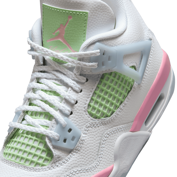 Air Jordan 4 Retro Valentine's Day (GS) Angle 10
