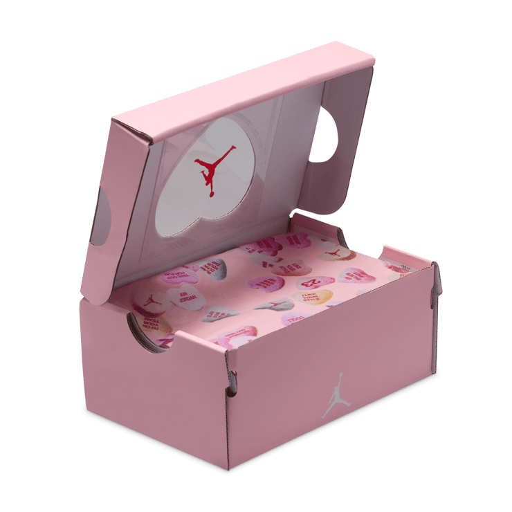 Air Jordan 4 Retro Valentine's Day (TD) Angle 7