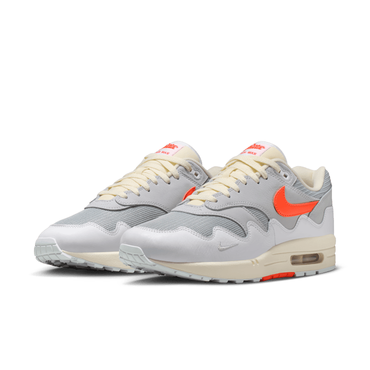 Nike Air Max 1 Waves Patta White Hyper Crimson Angle 4