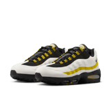 Nike Air Max 95 OG White Saffron Quartz Black Angle 4