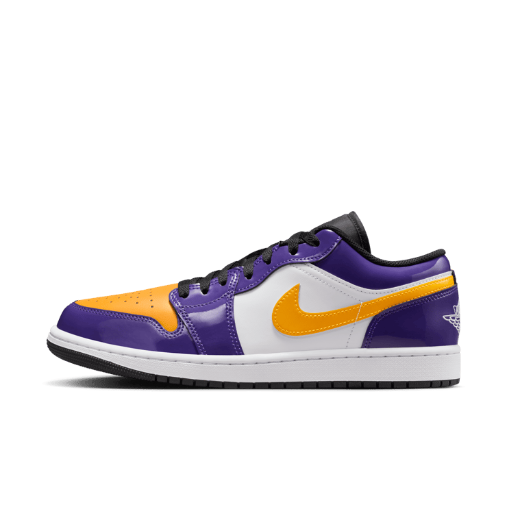 Air Jordan 1 Low Lakers Angle 2