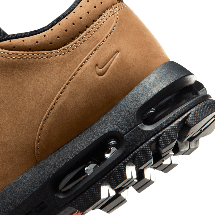 Nike Air Max Goadome Low Taupe Angle 8