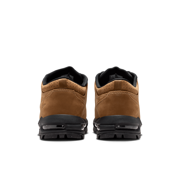 Nike Air Max Goadome Low Taupe Angle 1