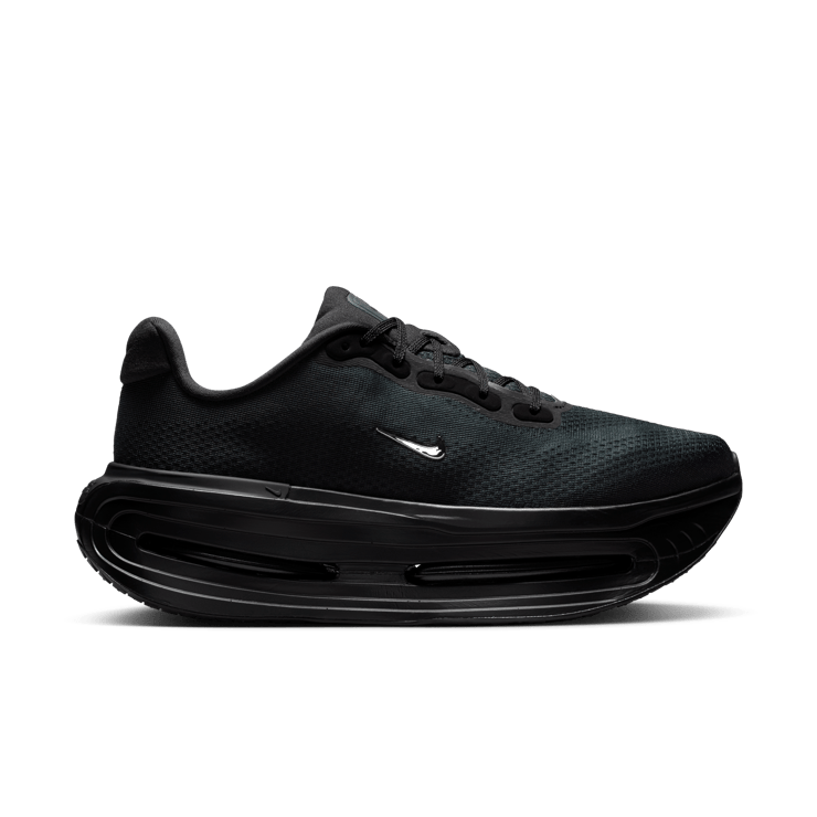 Nike Vomero Premium Black Angle 3