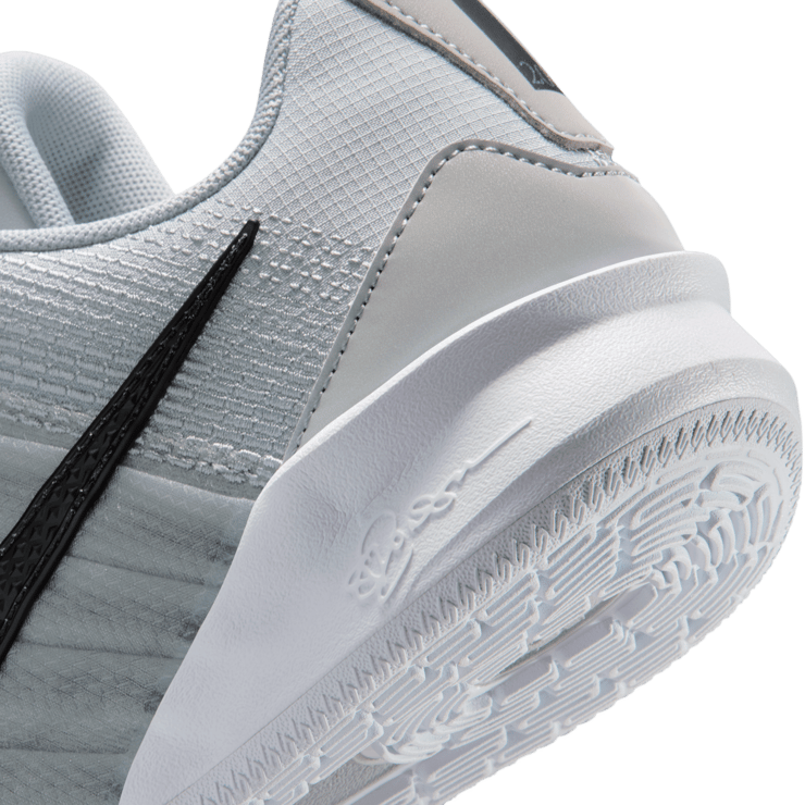 Nike Sabrina 3 Wolf Grey Angle 6