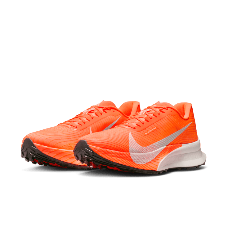 Nike ACG Ultrafly Trail Hyper Crimson Angle 1