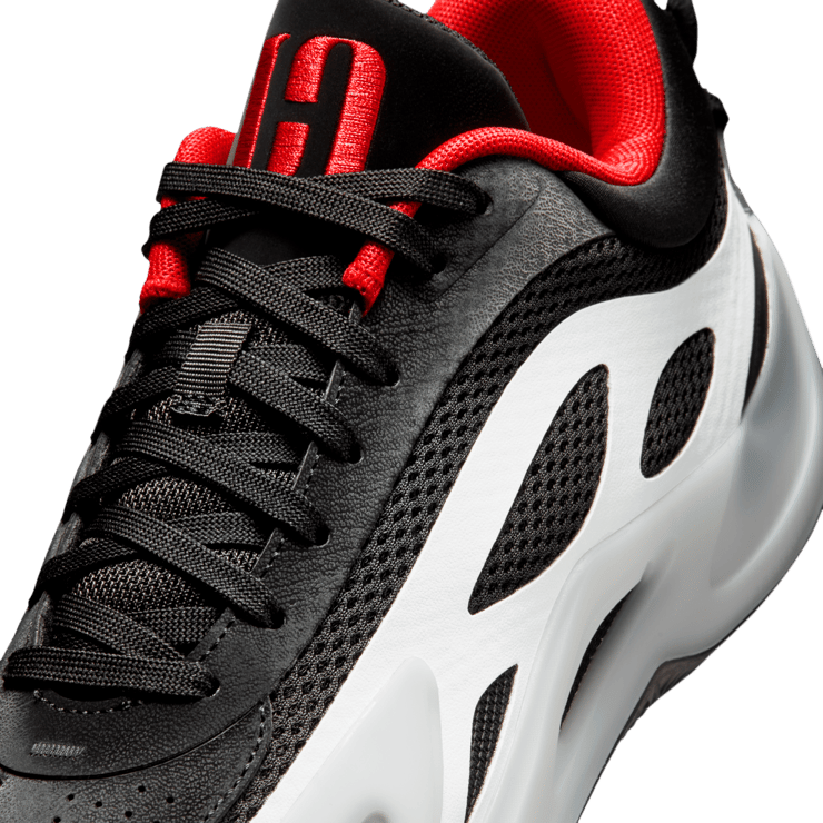 Jordan Heir Series 2 Black University Red (W) Angle 8