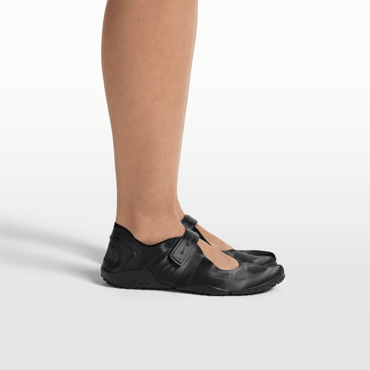 NikeSKIMS Rift Satin Black Angle 2