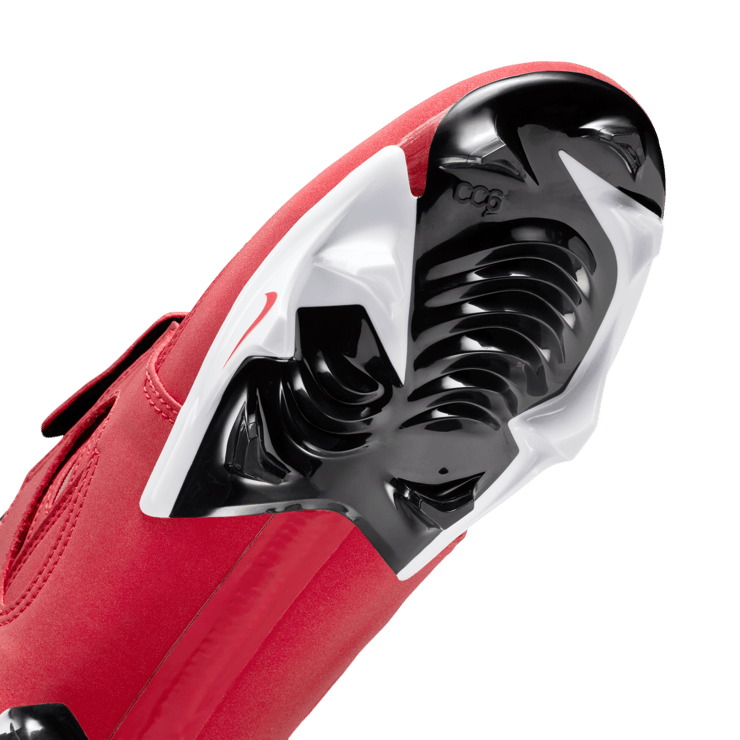 Nike Air Diamond Turf 2 TD Fire Red  Angle 6