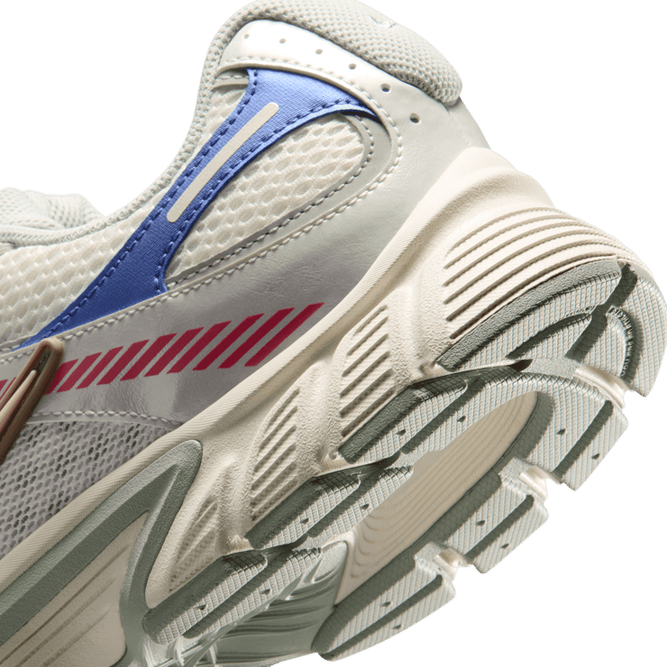 Nike V5 RNR APB Sail Angle 7