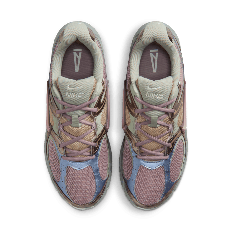 Nike V5 RNR A Ma Maniere Light Violet Ore Angle 3
