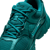 Nike V5 RNR Social Status Geode Teal Angle 6