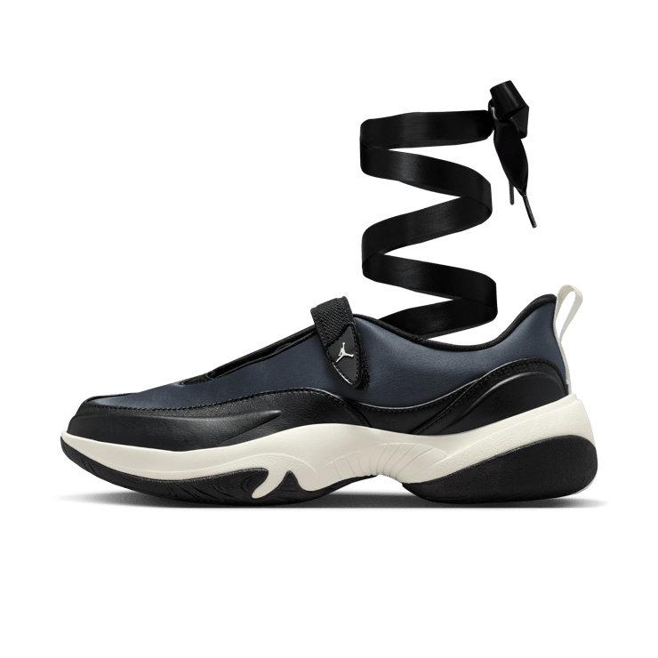 Jordan Pointe Black Sail (W) Angle 0