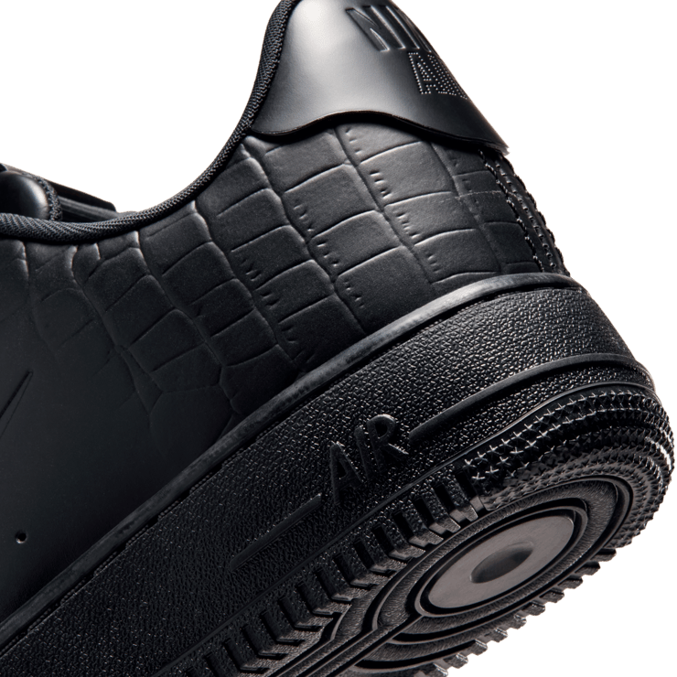 Nike Air Force 1 Low Made in Italy Black (W) Angle 7