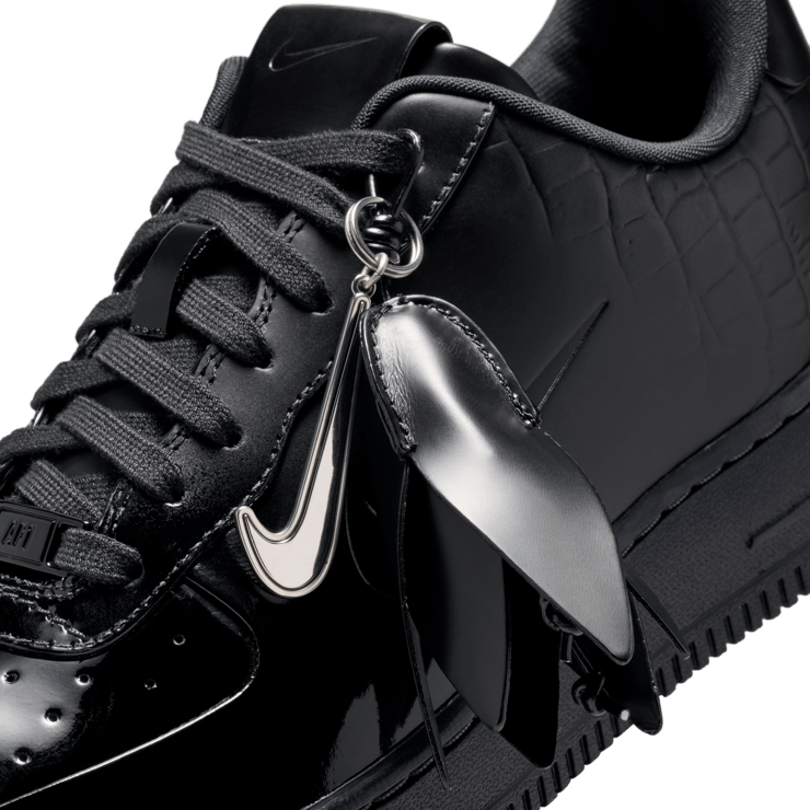 Nike Air Force 1 Low Made in Italy Black (W) Angle 9
