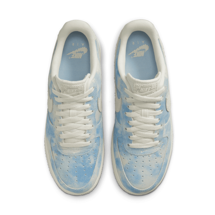 Nike Air Force 1 Low Clouds (W) Angle 1