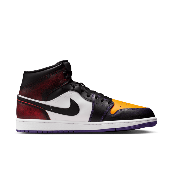 Air Jordan 1 Mid SE LA to Chicago Angle 2