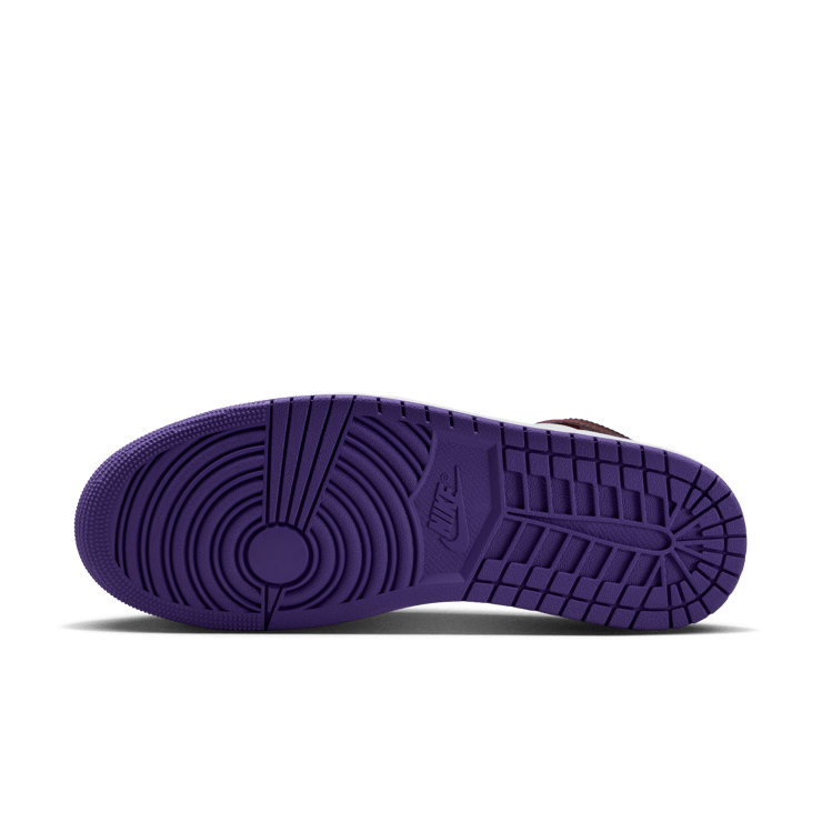 Air Jordan 1 Mid SE LA to Chicago Angle 1