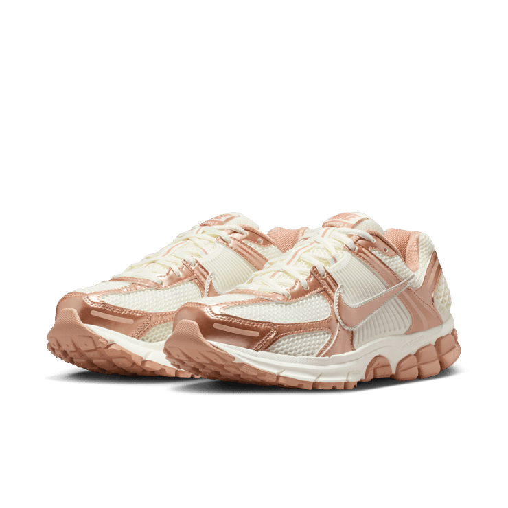 Nike Zoom Vomero 5 Rose Gold (W) Angle 4