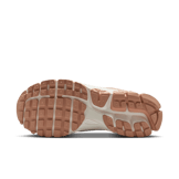Nike Zoom Vomero 5 Rose Gold (W) Angle 1