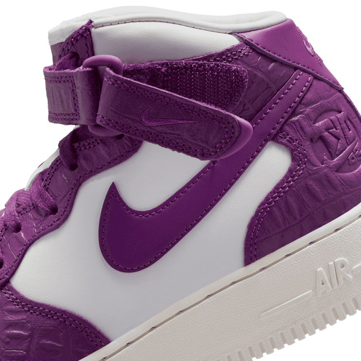 Nike Air Force 1 Mid LX Tokyo Viotech (W) Angle 6