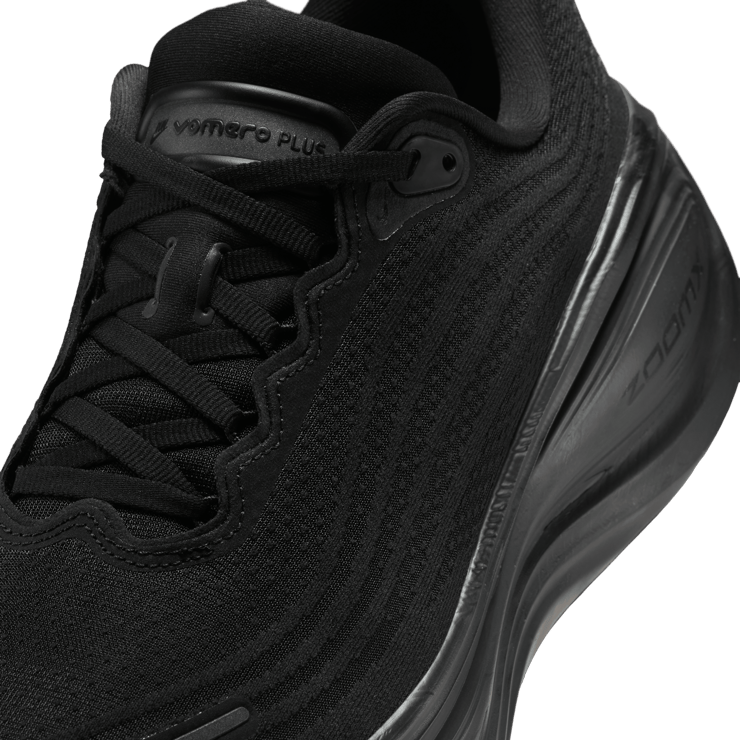 Nike Vomero Plus Black Anthracite Angle 6
