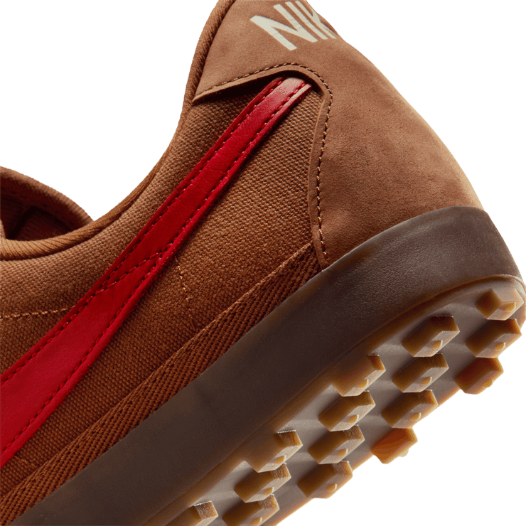 Nike Astrograbber Pecan Tough Red Angle 7