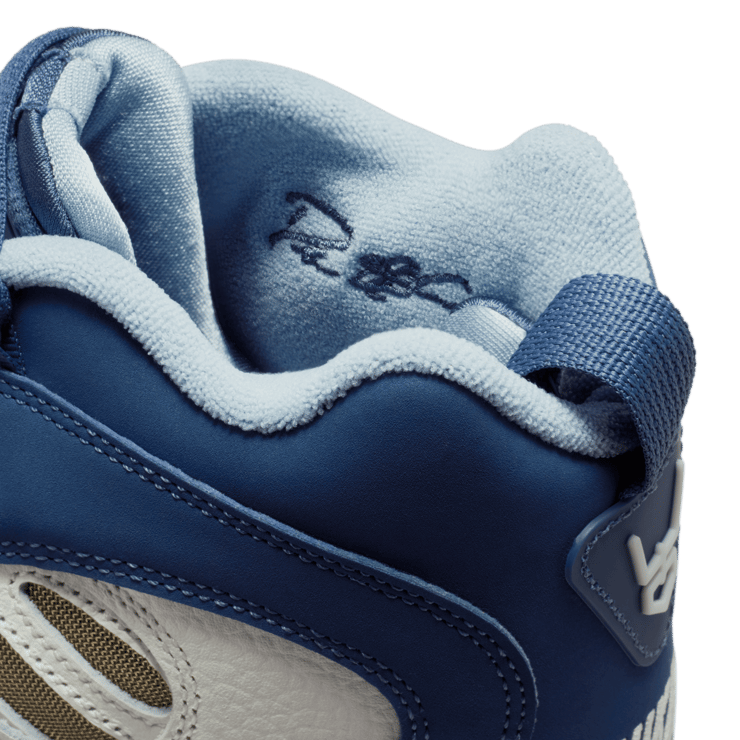 Nike Air Diamond Turf 2 Royals Angle 7