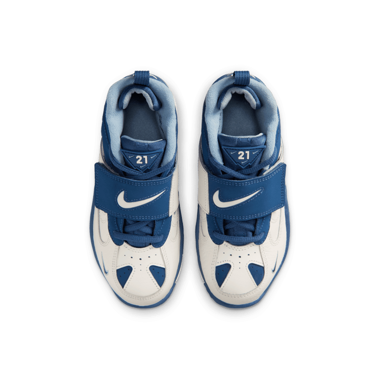 Nike Air Diamond Turf 2 Royals (PS) Angle 2