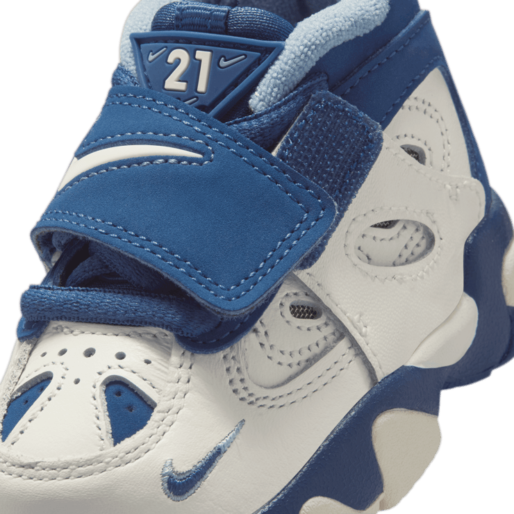 Nike Air Diamond Turf 2 Royals (TD) Angle 6