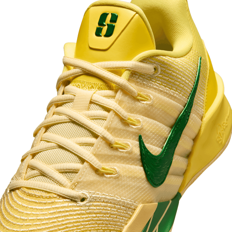 Nike Sabrina 3 Oregon Ducks Angle 6